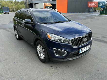 Киа Соренто 2016 в Киеве на Automoto.ua Синий Киа Соренто, объемом двигателя 2.36 л и пробегом 228 тыс. км за 12400 $, фото 1 на Automoto.ua