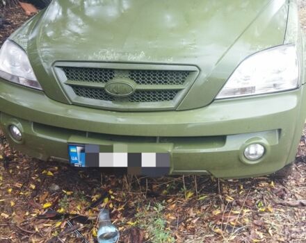 Зеленый Киа Соренто, объемом двигателя 2.5 л и пробегом 243 тыс. км за 3800 $, фото 1 на Automoto.ua
