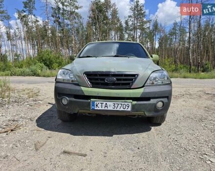 Зеленый Киа Соренто, объемом двигателя 2.5 л и пробегом 301 тыс. км за 3500 $, фото 1 на Automoto.ua