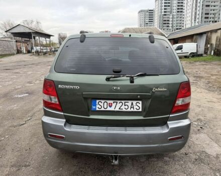Зеленый Киа Соренто, объемом двигателя 2.5 л и пробегом 256 тыс. км за 3400 $, фото 5 на Automoto.ua