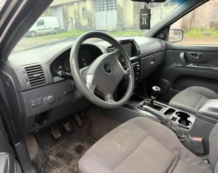 Зеленый Киа Соренто, объемом двигателя 2.5 л и пробегом 256 тыс. км за 3400 $, фото 6 на Automoto.ua