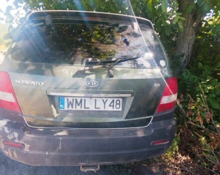Зелений Кіа Соренто, об'ємом двигуна 2.5 л та пробігом 320 тис. км за 1985 $, фото 1 на Automoto.ua