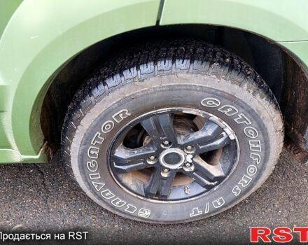 Зелений Кіа Соренто, об'ємом двигуна 2.5 л та пробігом 330 тис. км за 5100 $, фото 4 на Automoto.ua