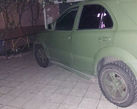 Зеленый Киа Соренто, объемом двигателя 2 л и пробегом 300 тыс. км за 2200 $, фото 2 на Automoto.ua