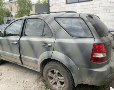 Зеленый Киа Соренто, объемом двигателя 2.5 л и пробегом 300 тыс. км за 1813 $, фото 5 на Automoto.ua