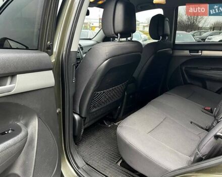 Зеленый Киа Соренто, объемом двигателя 2.4 л и пробегом 205 тыс. км за 10500 $, фото 6 на Automoto.ua