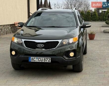 Зеленый Киа Соренто, объемом двигателя 2.2 л и пробегом 250 тыс. км за 12500 $, фото 2 на Automoto.ua