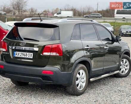 Зеленый Киа Соренто, объемом двигателя 2.4 л и пробегом 205 тыс. км за 10500 $, фото 3 на Automoto.ua