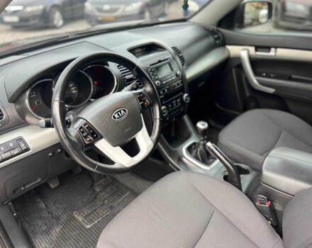 Зеленый Киа Соренто, объемом двигателя 2.4 л и пробегом 206 тыс. км за 10500 $, фото 4 на Automoto.ua