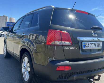 Зеленый Киа Соренто, объемом двигателя 2.2 л и пробегом 226 тыс. км за 12900 $, фото 6 на Automoto.ua