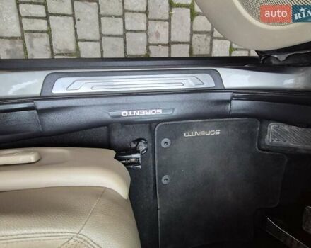 Зеленый Киа Соренто, объемом двигателя 2.2 л и пробегом 161 тыс. км за 16450 $, фото 25 на Automoto.ua