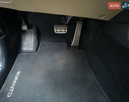 Зеленый Киа Соренто, объемом двигателя 2.2 л и пробегом 161 тыс. км за 16450 $, фото 26 на Automoto.ua