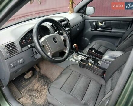 Зеленый Киа Соренто, объемом двигателя 2.5 л и пробегом 340 тыс. км за 4500 $, фото 1 на Automoto.ua