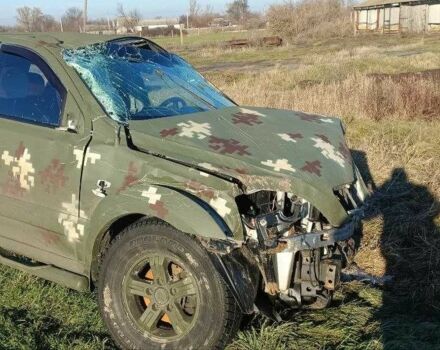 Зеленый Киа Соренто, объемом двигателя 2.5 л и пробегом 300 тыс. км за 500 $, фото 1 на Automoto.ua