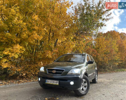 Зеленый Киа Соренто, объемом двигателя 2.5 л и пробегом 260 тыс. км за 5750 $, фото 1 на Automoto.ua