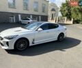 Білий Кіа Stinger, об'ємом двигуна 2 л та пробігом 78 тис. км за 22300 $, фото 4 на Automoto.ua