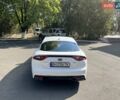 Білий Кіа Stinger, об'ємом двигуна 2 л та пробігом 78 тис. км за 22300 $, фото 6 на Automoto.ua