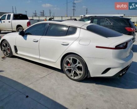 Белый Киа Stinger, объемом двигателя 3.34 л и пробегом 85 тыс. км за 6150 $, фото 1 на Automoto.ua