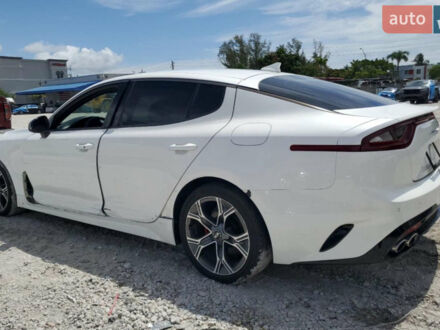 Белый Киа Stinger, объемом двигателя 2 л и пробегом 150 тыс. км за 14200 $, фото 1 на Automoto.ua