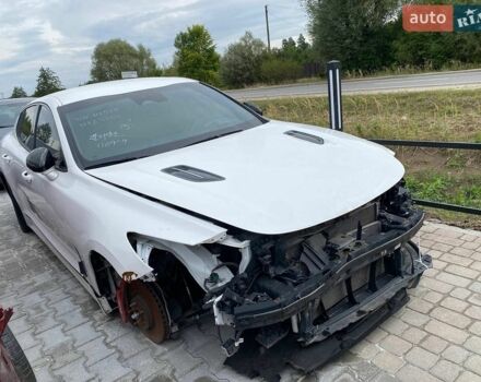 Белый Киа Stinger, объемом двигателя 2.5 л и пробегом 53 тыс. км за 10900 $, фото 1 на Automoto.ua