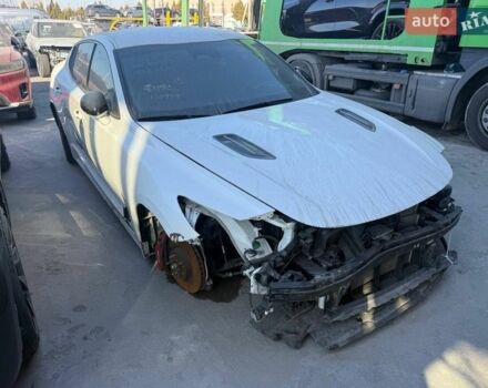 Белый Киа Stinger, объемом двигателя 2.5 л и пробегом 53 тыс. км за 13500 $, фото 1 на Automoto.ua