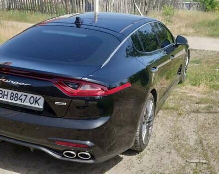 Черный Киа Stinger, объемом двигателя 2 л и пробегом 35 тыс. км за 22000 $, фото 3 на Automoto.ua