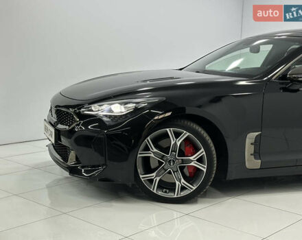 Черный Киа Stinger, объемом двигателя 3.34 л и пробегом 55 тыс. км за 25999 $, фото 3 на Automoto.ua