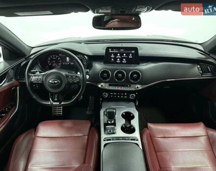Черный Киа Stinger, объемом двигателя 3.34 л и пробегом 55 тыс. км за 25999 $, фото 16 на Automoto.ua
