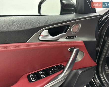 Черный Киа Stinger, объемом двигателя 3.34 л и пробегом 55 тыс. км за 25999 $, фото 27 на Automoto.ua