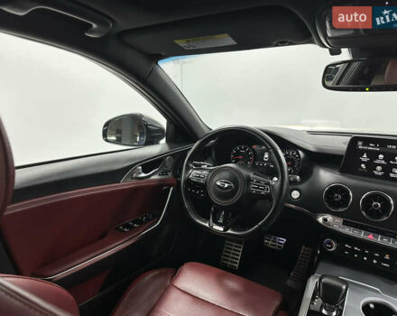 Черный Киа Stinger, объемом двигателя 3.34 л и пробегом 55 тыс. км за 25999 $, фото 19 на Automoto.ua