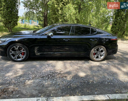 Черный Киа Stinger, объемом двигателя 2.2 л и пробегом 116 тыс. км за 25000 $, фото 3 на Automoto.ua