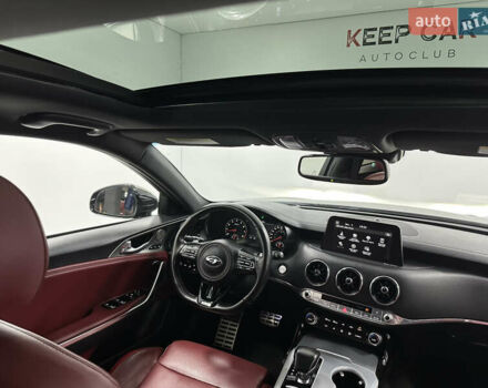 Черный Киа Stinger, объемом двигателя 3.34 л и пробегом 55 тыс. км за 25999 $, фото 17 на Automoto.ua