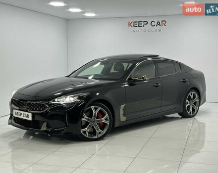 Черный Киа Stinger, объемом двигателя 3.34 л и пробегом 55 тыс. км за 25999 $, фото 2 на Automoto.ua