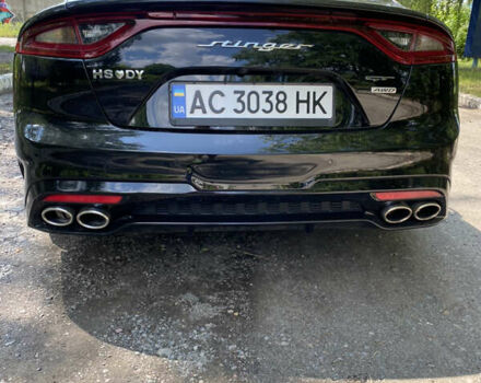 Черный Киа Stinger, объемом двигателя 2.2 л и пробегом 116 тыс. км за 25000 $, фото 6 на Automoto.ua