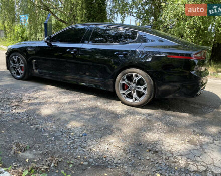 Черный Киа Stinger, объемом двигателя 2.2 л и пробегом 116 тыс. км за 25000 $, фото 4 на Automoto.ua