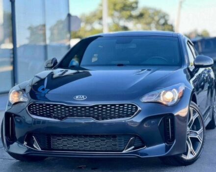Черный Киа Stinger, объемом двигателя 2 л и пробегом 35 тыс. км за 13000 $, фото 1 на Automoto.ua