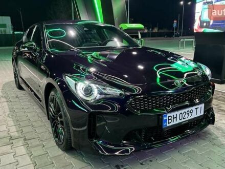 Киа Stinger 2017 в Одессе на Automoto.ua Фиолетовый Киа Stinger, объемом двигателя 2 л и пробегом 65 тыс. км за 21500 $, фото 1 на Automoto.ua