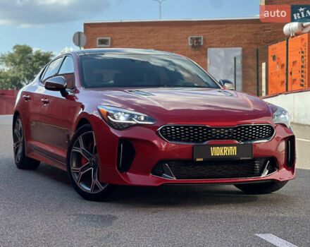 Красный Киа Stinger, объемом двигателя 3.34 л и пробегом 124 тыс. км за 25500 $, фото 6 на Automoto.ua