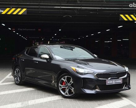 Серый Киа Stinger, объемом двигателя 3.3 л и пробегом 61 тыс. км за 27900 $, фото 1 на Automoto.ua