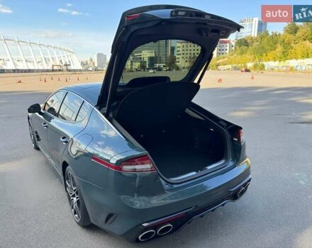 Зеленый Киа Stinger, объемом двигателя 3.34 л и пробегом 85 тыс. км за 33000 $, фото 25 на Automoto.ua