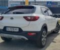 Білий Кіа Stonic, об'ємом двигуна 1.6 л та пробігом 189 тис. км за 16050 $, фото 9 на Automoto.ua