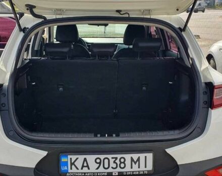 Білий Кіа Stonic, об'ємом двигуна 1.6 л та пробігом 189 тис. км за 16050 $, фото 2 на Automoto.ua