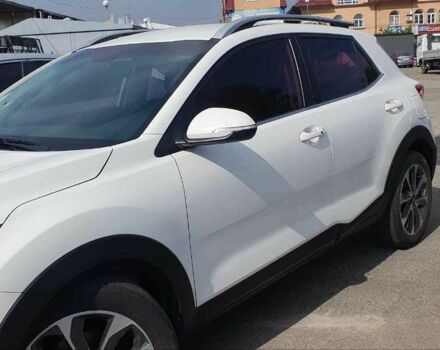 Білий Кіа Stonic, об'ємом двигуна 1.6 л та пробігом 189 тис. км за 16050 $, фото 8 на Automoto.ua