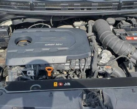 Киа Stonic 2018 в Киеве на Automoto.ua Белый Киа Stonic, объемом двигателя 1.6 л и пробегом 189 тыс. км за 16050 $, фото 6 на Automoto.ua