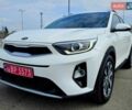 Белый Киа Stonic, объемом двигателя 1.6 л и пробегом 125 тыс. км за 14900 $, фото 1 на Automoto.ua