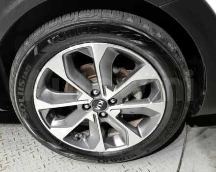 Білий Кіа Stonic, об'ємом двигуна 1.6 л та пробігом 103 тис. км за 9800 $, фото 15 на Automoto.ua