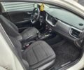 Білий Кіа Stonic, об'ємом двигуна 1.4 л та пробігом 31 тис. км за 17000 $, фото 4 на Automoto.ua