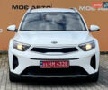 Белый Киа Stonic, объемом двигателя 1.6 л и пробегом 123 тыс. км за 14500 $, фото 1 на Automoto.ua