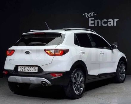 Білий Кіа Stonic, об'ємом двигуна 1.6 л та пробігом 103 тис. км за 9800 $, фото 2 на Automoto.ua