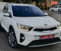 Белый Киа Stonic, объемом двигателя 1.6 л и пробегом 164 тыс. км за 15955 $, фото 1 на Automoto.ua
